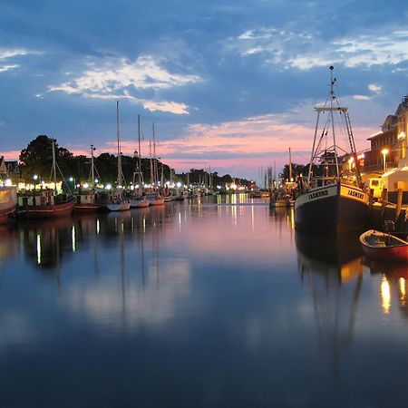 Kuschelecke, 100M Zum Alten Strom Rostock Dış mekan fotoğraf